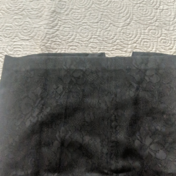 Elie Tahari texture skirt - Picture 4 of 4